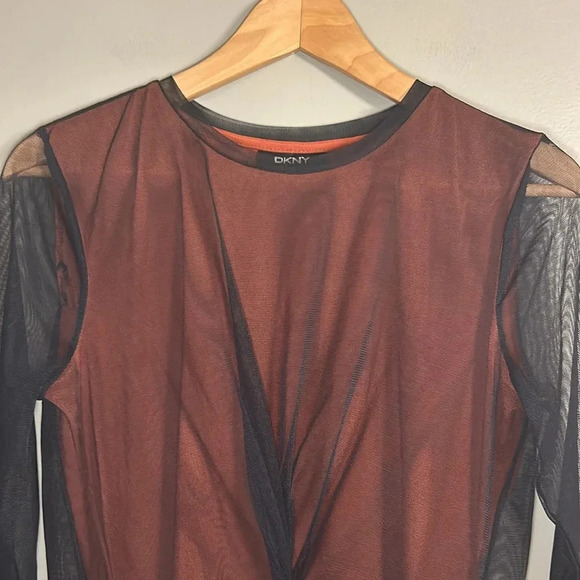 *NWT* DKNY Top with Twist Front and Mesh Overlay in Navy/Russet, S, Blue, Orange - Picture 5 of 10